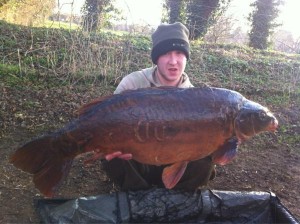 A great start for oliver robinson with a lovely Broadwing 30lb4oz mirror