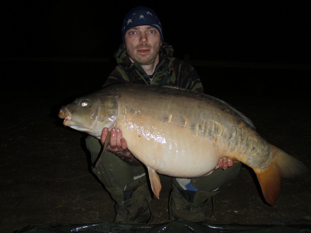 Kevin Smith with a chunky 31lb mirror from Heron Lake