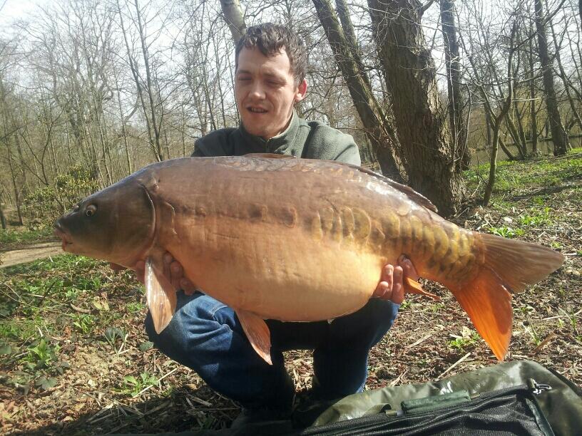 Justin Kirby with a lovely looking pb 29lb 4oz Mirror from Heron