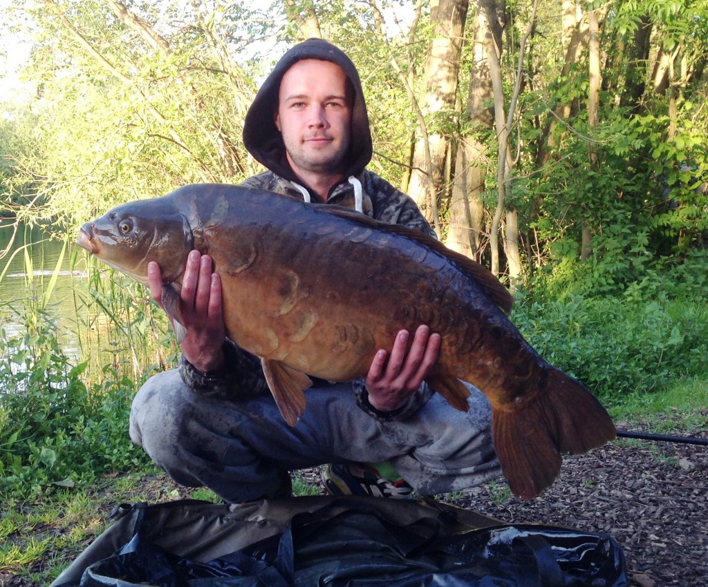 Jimmy Duce with a 32lb 2 oz mirror from Broadwing