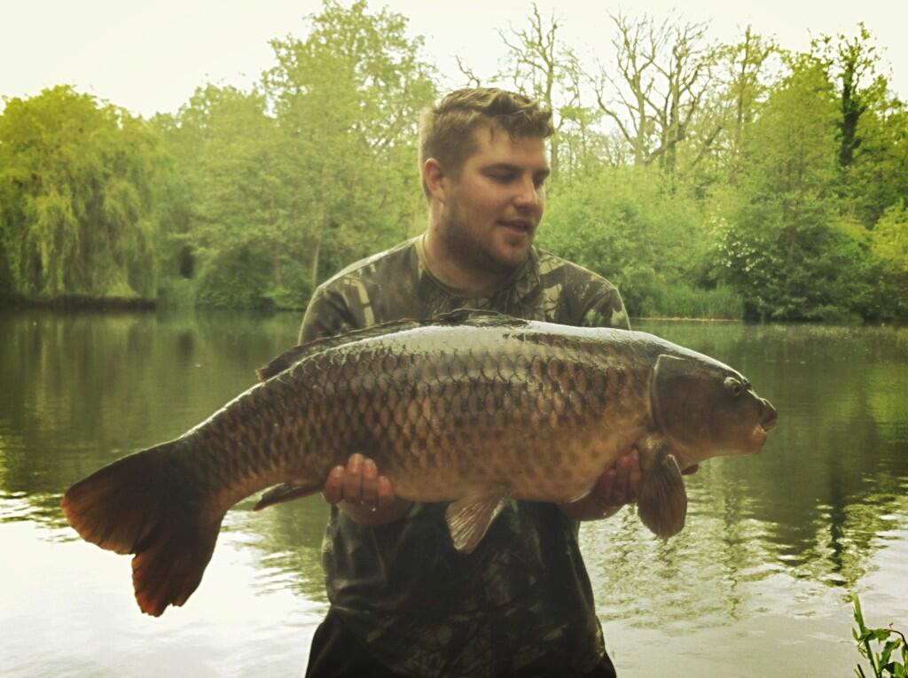 Adam Newcombe with a 28lb 8 oz common from Broadwing
