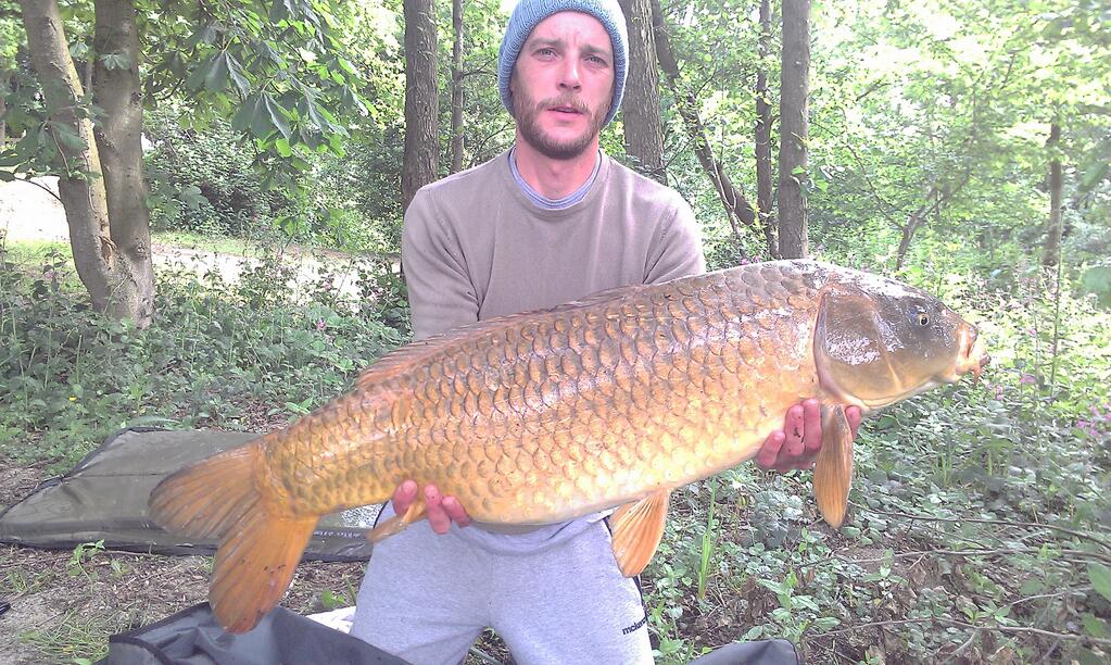 Shaun Gowlett with a 24lb 4oz common from heron