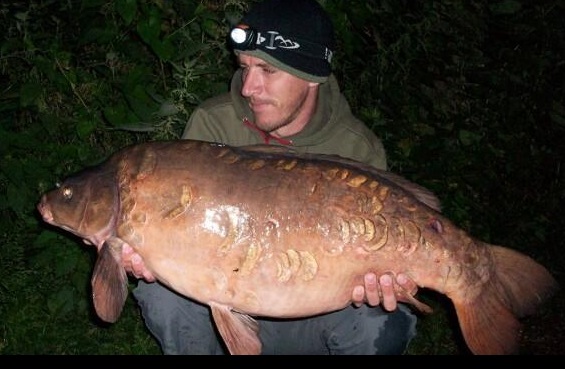 Aidy Revell with a lovely 30lb mirror from Broadwing