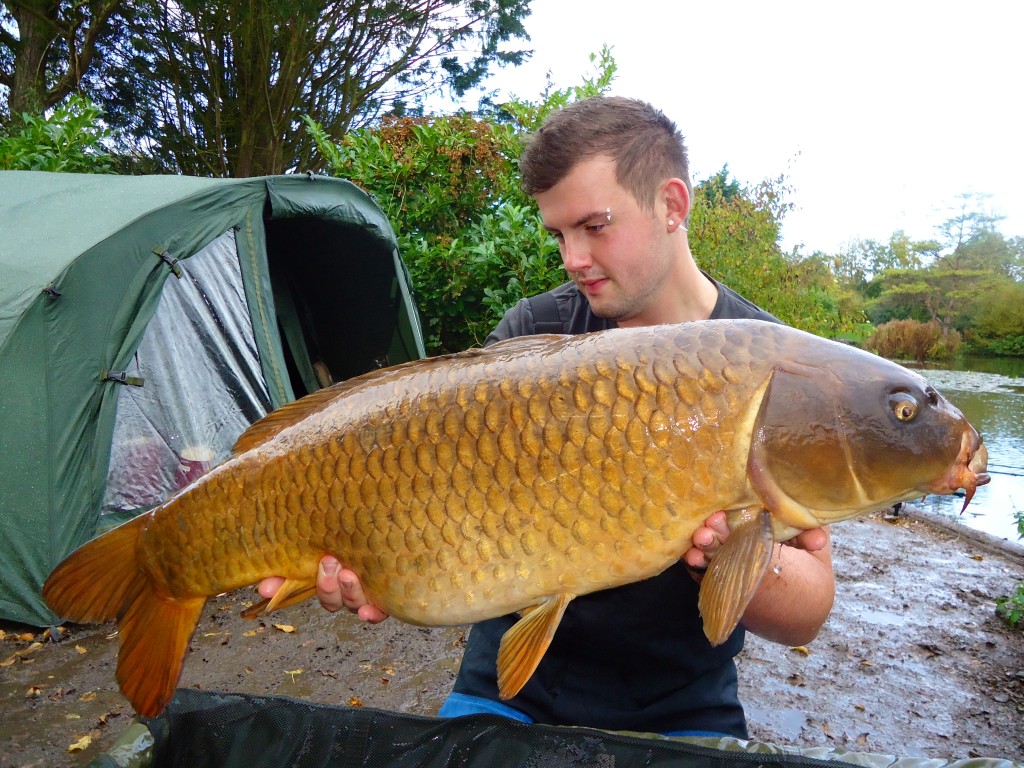 Aaron Bloomfield with a 26lb 12oz common from Heron