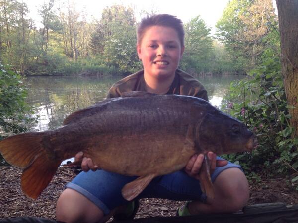 Harry Soames with a 21lb 8oz mirror from Broadwing