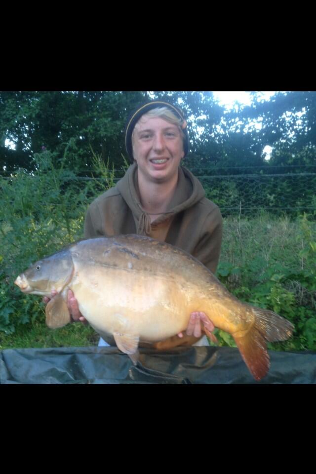 Louie Donaldson with a 22lb 14oz mirror from Broadwing