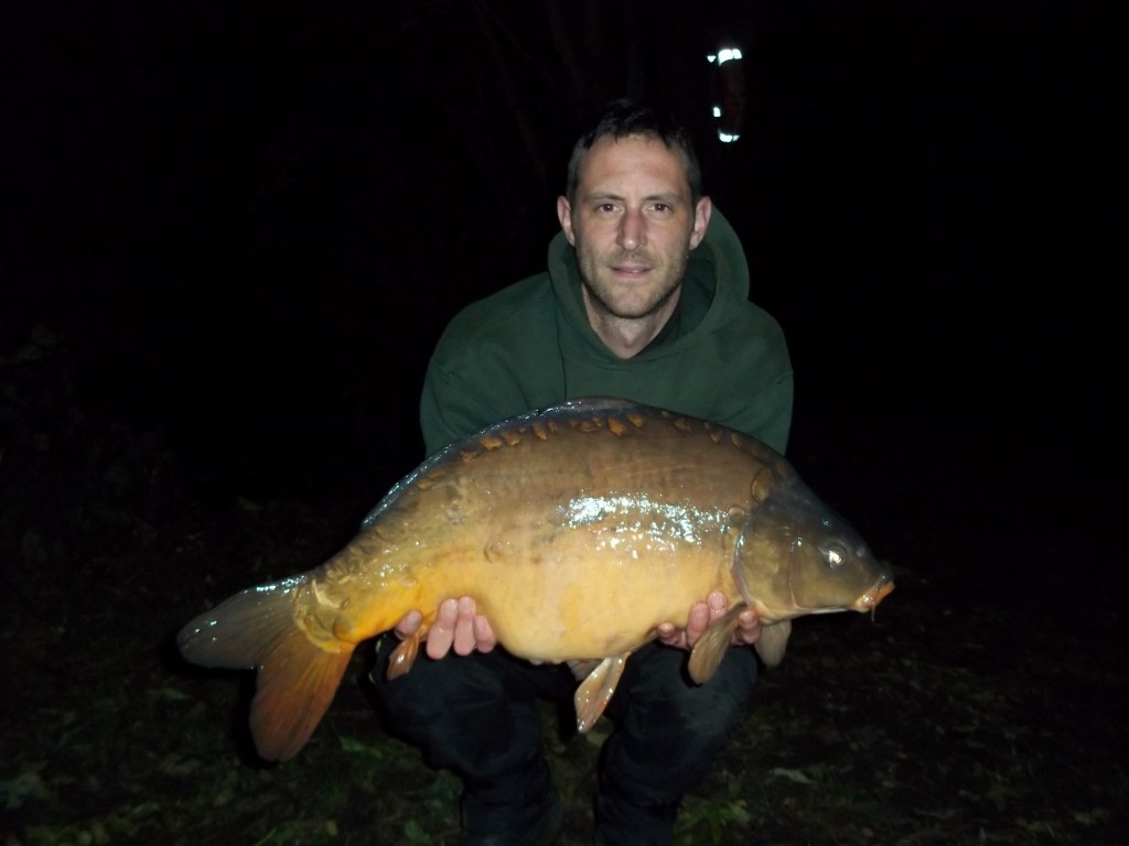 Steve Cudden with a 23.8lb mirror from Broadwing.